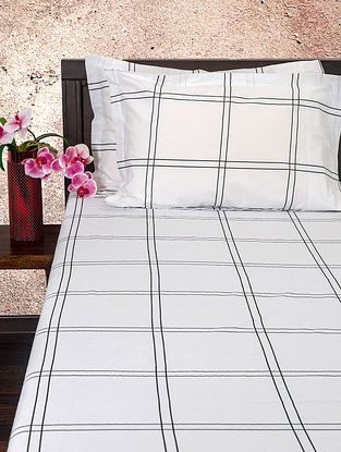 White Cotton Gerbera Checks King Bedsheet with Pillow Covers (L-106in, W-106in)