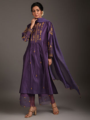 Purple Embroidered Chanderi Silk Kurta with Pants and Organza Dupatta(Set of 3)