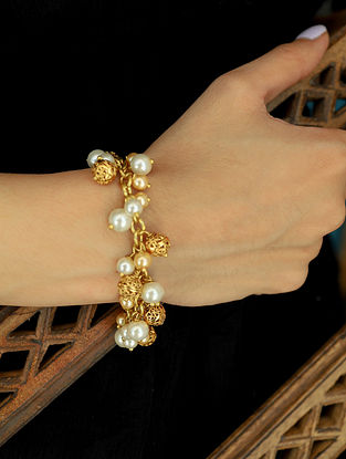 Gold Tone Handcrafted Bracelet with Pearls