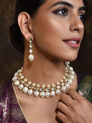 White Gold Tone  Kundan Necklace Set with Pearls