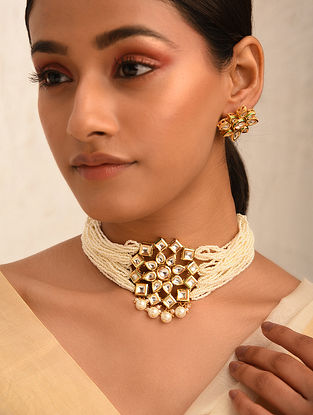 White Gold Tone Kundan Choker Necklace Set with Pearls