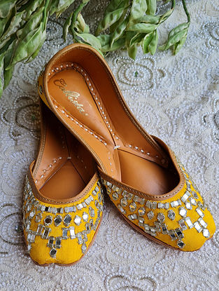 Yellow Handcrafted Mirror Work Leather Juttis
