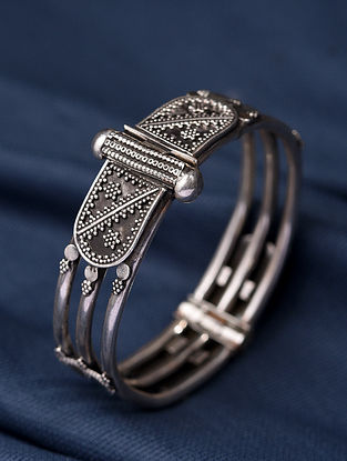 Tribal Silver Openable Bangle (Size- 2/4)