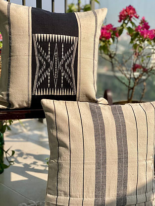 Black and Grey Hand Woven Naga Cushion Cover (L - 16in, W - 16in)