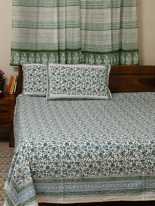 Blue Cotton Floral Blue Handblock Printed Bedsheet And Pilllow Cover Set (Set Of 3)