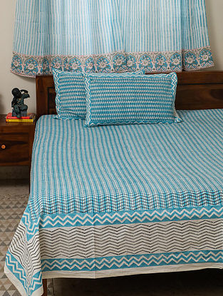 Blue Cotton Geometric Mesh Handblock Printed Bedsheet And Pilllow Cover Set (Set Of 3)