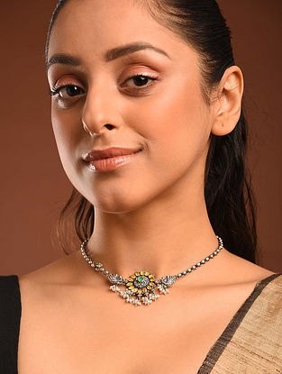 Temple Silver Choker Necklace With Freshwater Pearls
