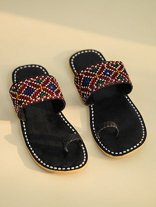Black Handcrafted Genuine Leather Kolhapuri Flats With Jat Embroidery