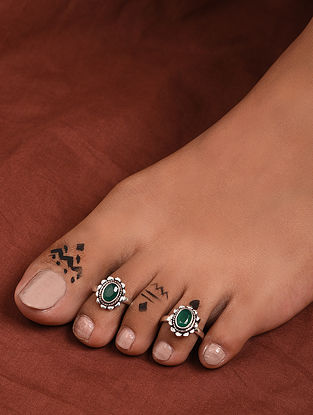 Green Tribal Silver Toe Ring (Pair )