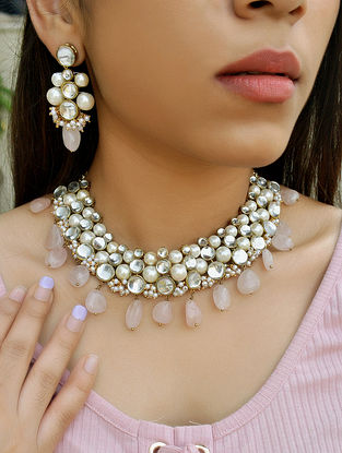 White Gold Tone Kundan Necklace And Earrings With Pearls