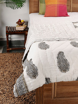 Multicolored Block-printed Cotton Double Quilt (104in x 90in)
