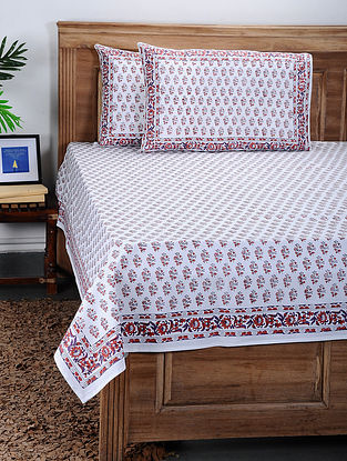 Red-Purple Block-Printed Cotton Double Bed Cover with Pillow Covers (Set Of 3)