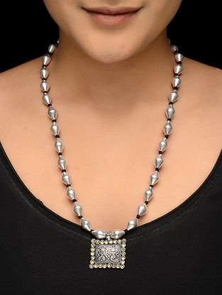 Dholki Beaded Silver Necklace with Deity Motif