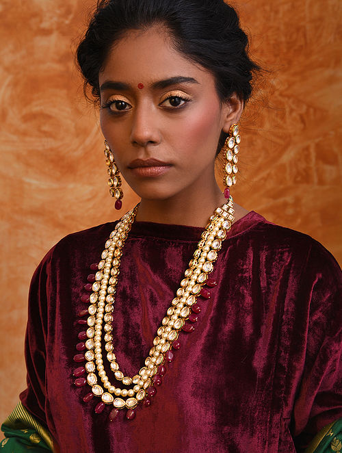 Red Gold Tone Kundan Necklace With Earrings