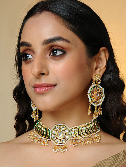 White Gold Tone Kundan Necklace With Earrings