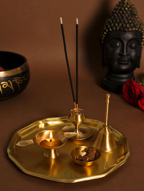 Gold Brass Nira Thaal with Box (Set of 4)