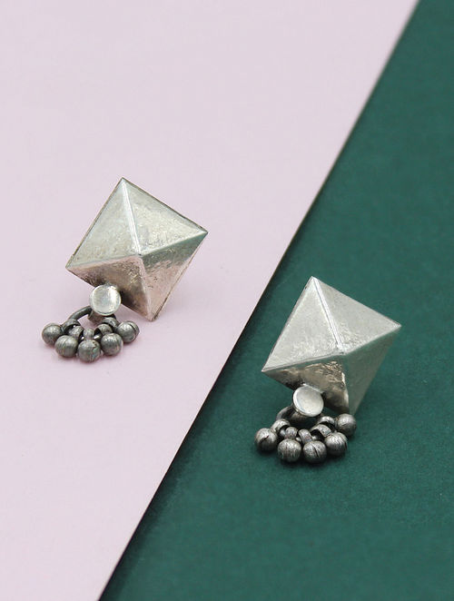 Silver Pyramid Studs