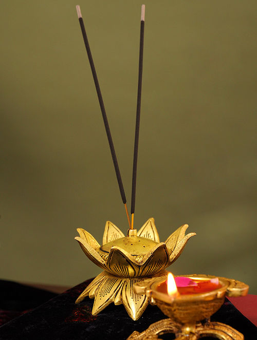 Brass Handcrafted Incense Holder (D- 4.1in, H- 2.3in)