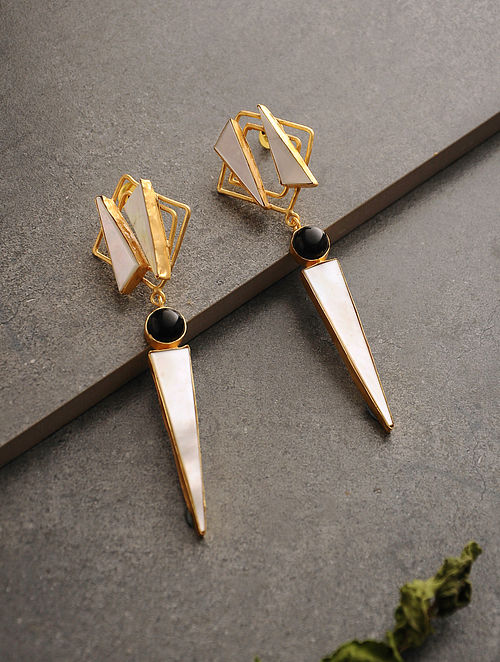 White-Black Gold Tone Onyx and Mother of Pearl Earrings